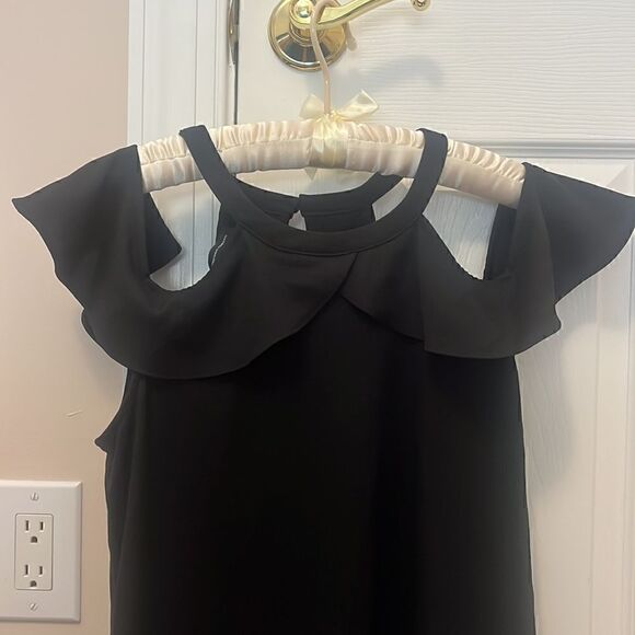 INC Cold Shoulder Top Size Medium - Picture 3 of 4